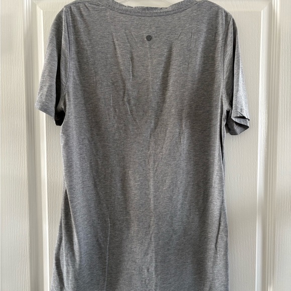 Lululemon Love V-Neck T-Shirt with “Practice Aloha” - Picture 2 of 2